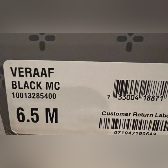 Sun+Stone Womens Veraa Microsuede Buckle Ankle Boots Size:US6.5 Color: Black - Picture 4 of 7